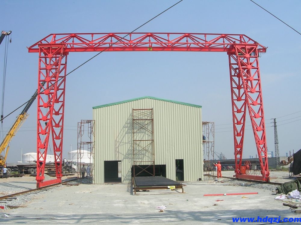 全包箱葫蘆單梁門(mén)式起重機(jī)